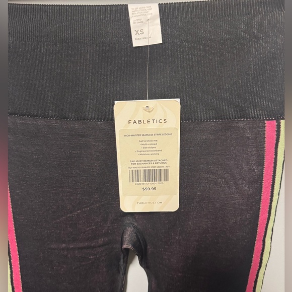 NWT FABLETICS High-Waisted Seamless Stripe Legging in XS Retail $59 - Picture 6 of 6